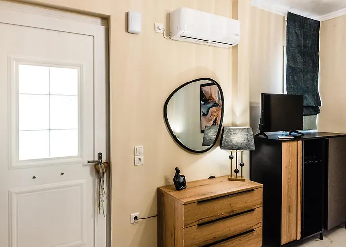 Katerina's House Эйон